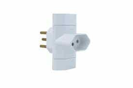 PINO T 3 SAIDAS 2P+T 10A CZA/POTE 12250
