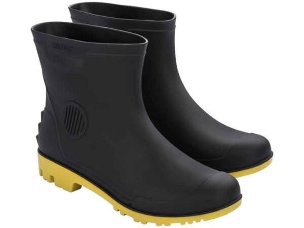 BOTA PVC CANO CURTO S.AMA S/ FORRO 44